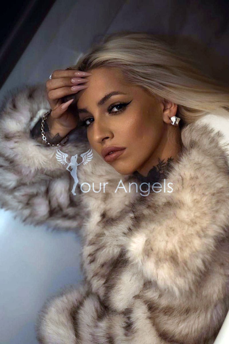 Λεϊλα - VIP Escorts Athens - YourAngels
