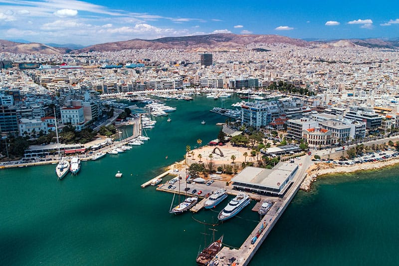 Το λιμάνι του Πειραιά, περιοχή για διακριτικές βίζιτες